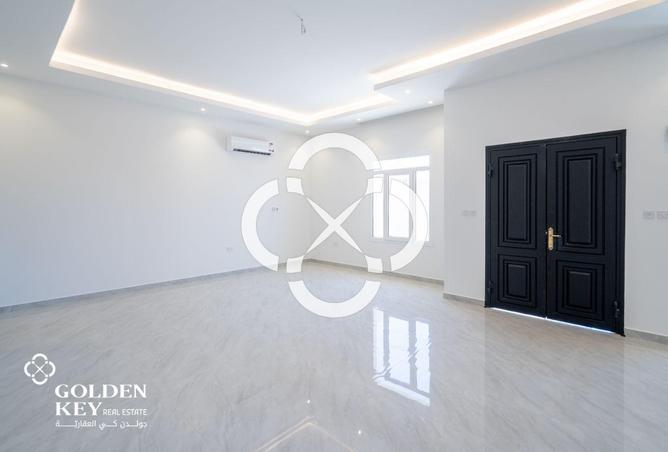 57203813 - Property Image 3
