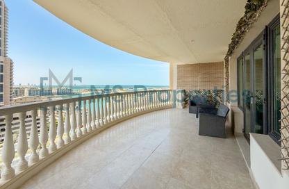 Apartment - 3 Bedrooms - 4 Bathrooms for sale in East Porto Drive - Porto Arabia - The Pearl Island - Doha Apartment - 3 Bedrooms - 4 Bathrooms for sale in East Porto Drive - Porto Arabia - The Pearl Island - Doha