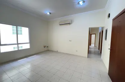 Apartment - 3 Bedrooms - 3 Bathrooms for rent in Muntazah 70 - Al Muntazah - Doha