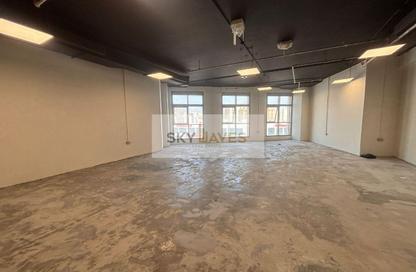 Office Space - Studio - 2 Bathrooms for rent in Banks street - Musheireb - Doha
