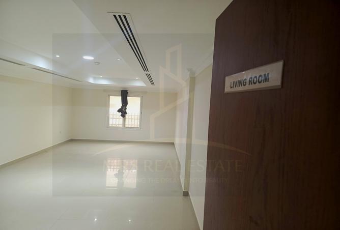 53861799 - Property Image 3