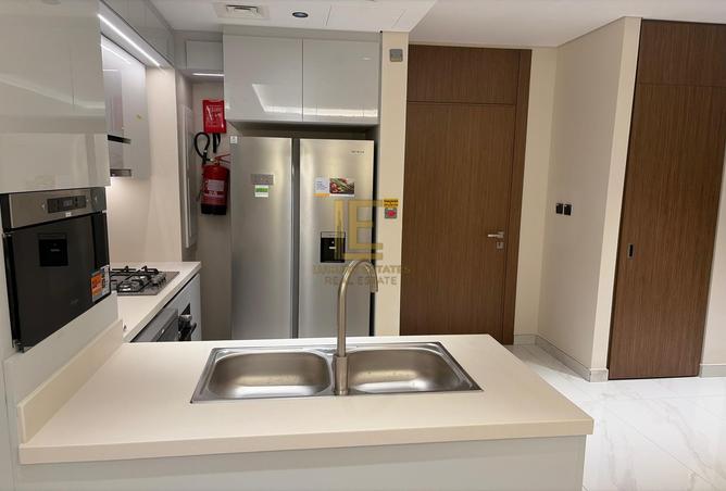 57139900 - Property Image 3