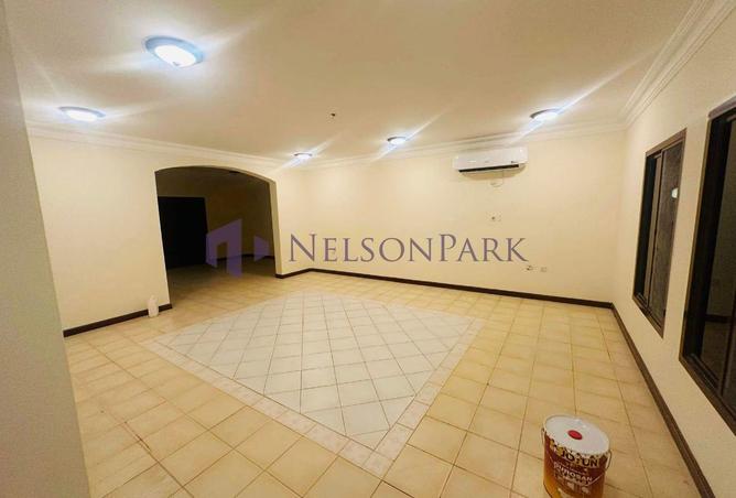 990941 - Property Main Image