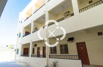 Labor Camp - Studio - 1 Bathroom for rent in Industrial Area 1 - Industrial Area - Doha