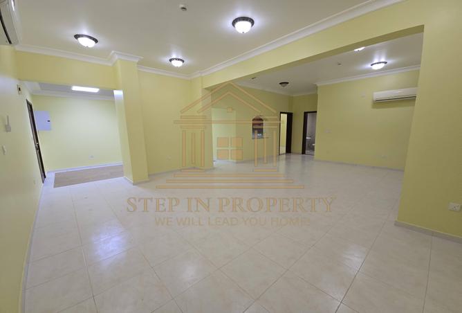 56517600 - Property Main Image