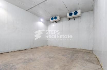 Warehouse - Studio - 1 for rent in Industrial Area 4 - Industrial Area - Industrial Area - Doha