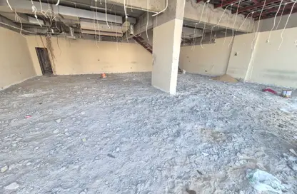 Shop - Studio - 2 Bathrooms for rent in Ras Abu Aboud - Doha