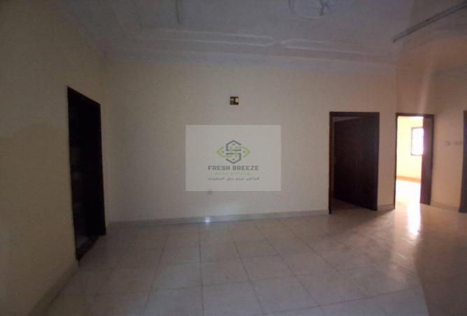 57460017 - Property Image 3