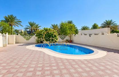 Villa - 4 - 5 for rent in West Bay - West Bay - Doha Villa - 4 - 5 for rent in West Bay - West Bay - Doha