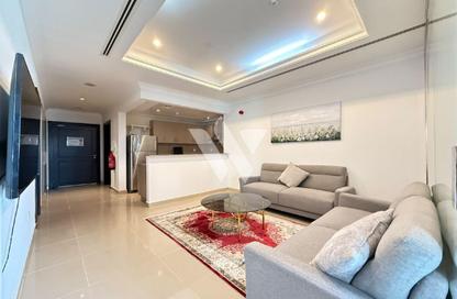 Apartment - Studio - 1 for rent in Tower 28 - Porto Arabia - The Pearl Island - Doha