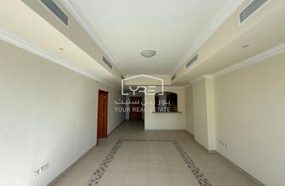 Apartment - 1 Bedroom - 2 Bathrooms for rent in West Porto Drive - Porto Arabia - The Pearl Island - Doha