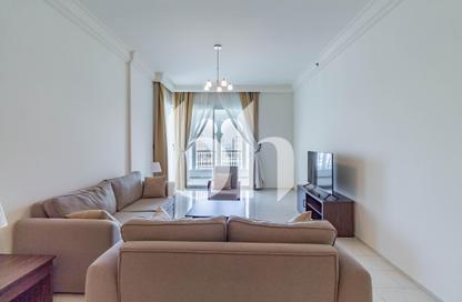 Apartment - 2 Bedrooms - 3 Bathrooms for rent in Viva West - Viva Bahriyah - The Pearl Island - Doha