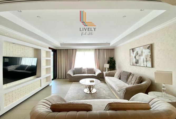 51670437 - Property Image 2