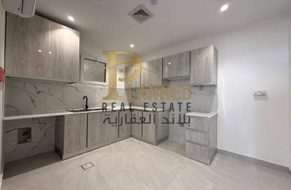 Apartment - 3 Bedrooms - 3 Bathrooms for rent in Fereej Kulaib - Doha