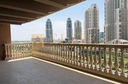 Apartment - 3 Bedrooms - 5 Bathrooms for rent in East Porto Drive - Porto Arabia - The Pearl Island - Doha
