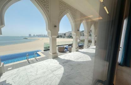 Villa - 5 Bedrooms - 7 Bathrooms for rent in La Plage Villas - The Villas - The Pearl Island - Doha Villa - 5 Bedrooms - 7 Bathrooms for rent in La Plage Villas - The Villas - The Pearl Island - Doha
