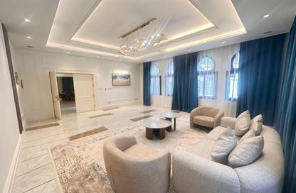 Villa - 5 Bedrooms - 7 Bathrooms for rent in La Plage Villas - The Villas - The Pearl Island - Doha Villa - 5 Bedrooms - 7 Bathrooms for rent in La Plage Villas - The Villas - The Pearl Island - Doha