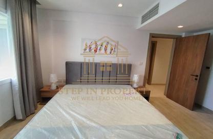 Apartment - 2 Bedrooms - 4 Bathrooms for rent in Al Salam Tower - Corniche Road - Corniche Road - Doha