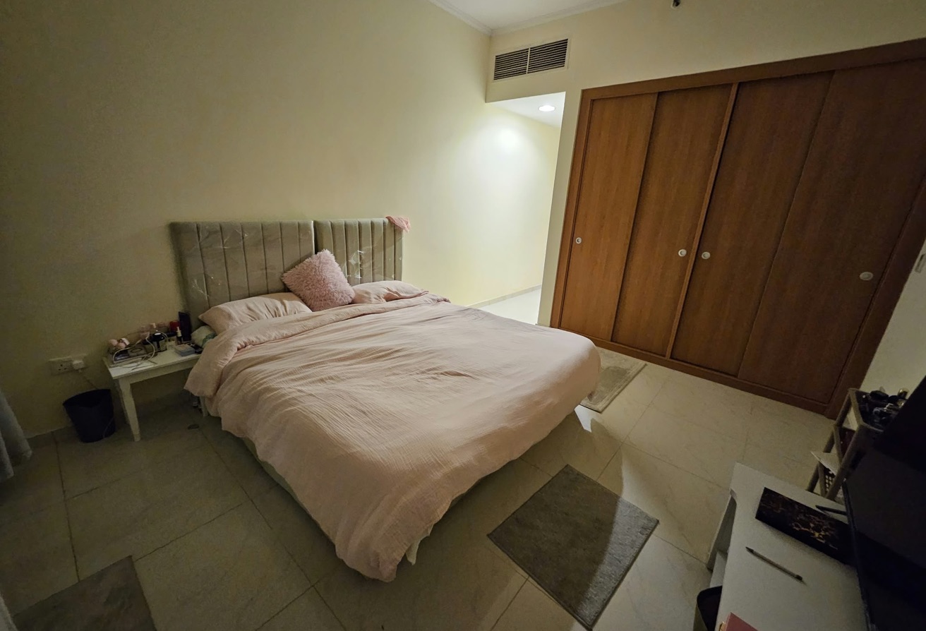 2 Bedroom Fully Furnished Pool View thumbnail 13