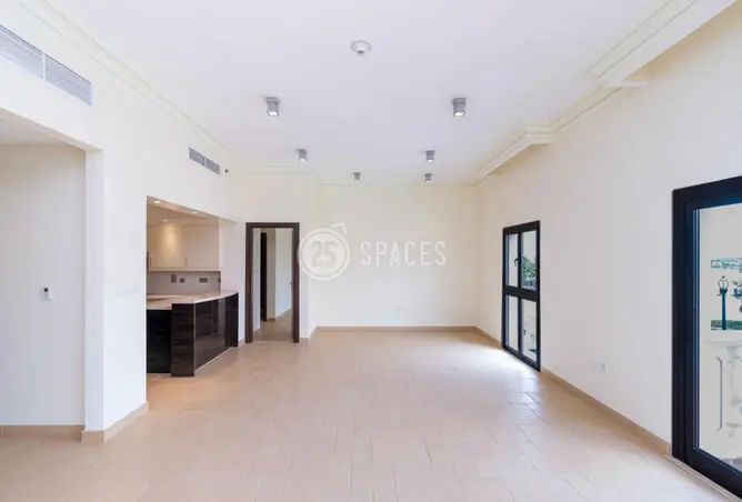 62972582 - Property Image 2