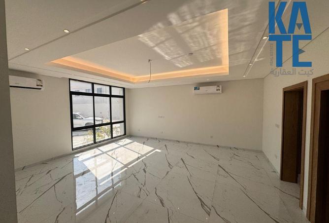 1008050 - Property Image 2