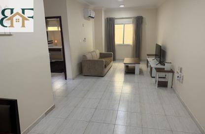 Apartment - 1 Bedroom - 1 Bathroom for rent in Umm Ghwailina Comm - Umm Ghuwalina - Umm Ghuwailina - Doha
