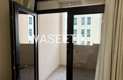 Apartment - 2 Bedrooms - 2 Bathrooms for rent in West Walk - Al Waab - Doha