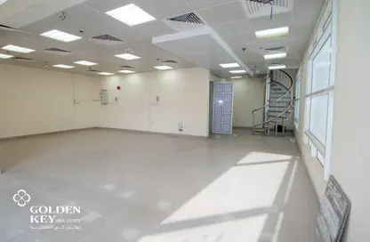Shop - Studio - 1 Bathroom for rent in Muntazah 7 - Al Muntazah - Doha