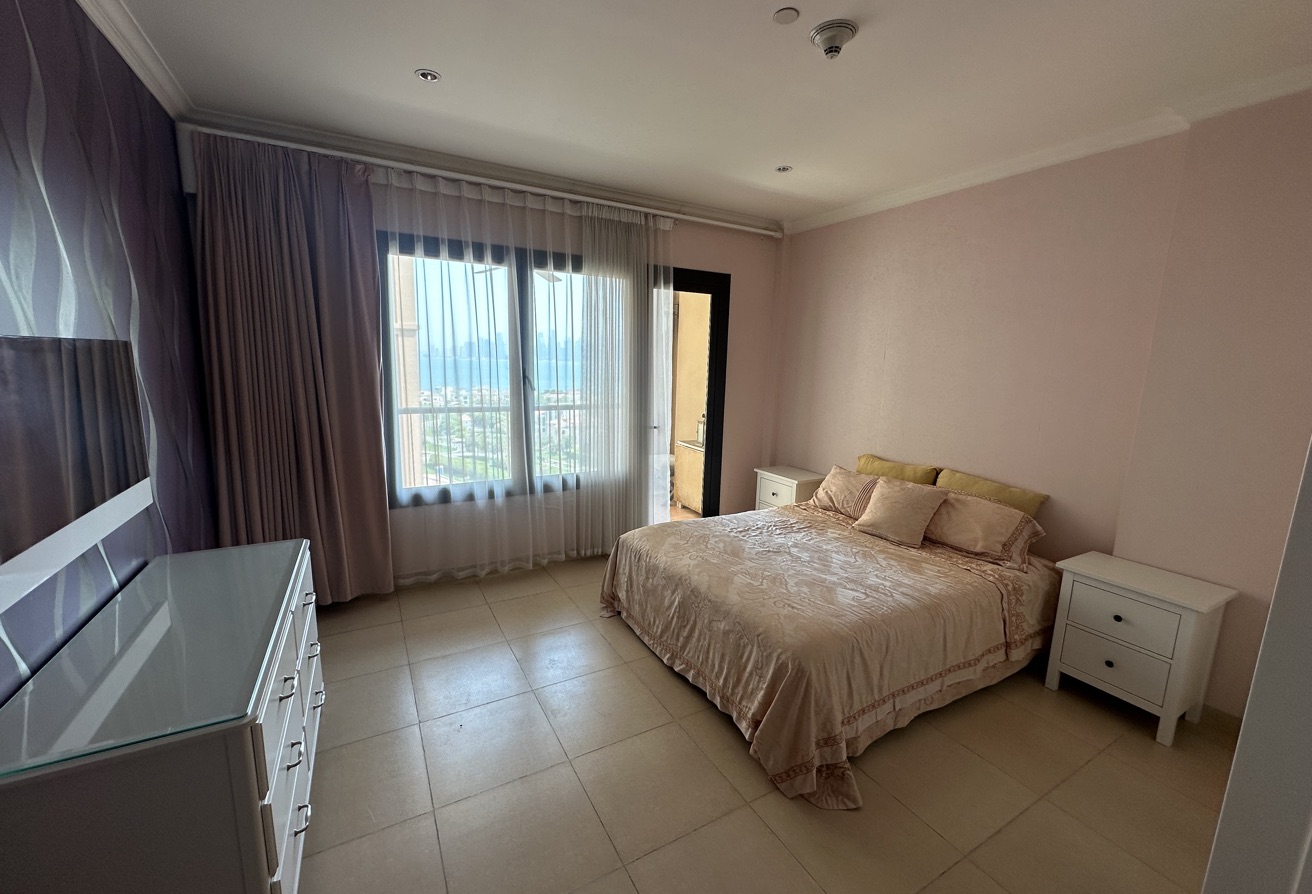 1 Bedroom Furnished Panoramic Sea View. thumbnail 3