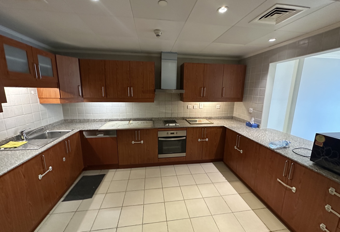1 Bedroom Furnished Panoramic Sea View. thumbnail 5