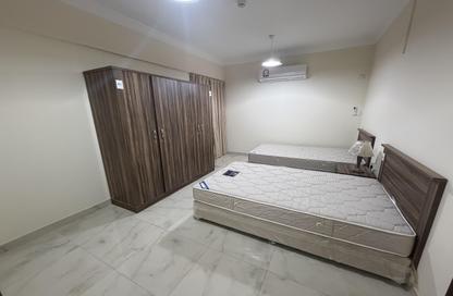 Apartment - 2 Bedrooms - 2 Bathrooms for rent in Al Mansoura - Al Mansoura - Doha