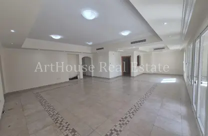 شقة - 3 غرف نوم - 5 حمامات للايجار في طريق بورتو الغربي - بورتو أرابيا - جزيرة اللؤلؤة - الدوحة