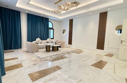 Villa - 5 Bedrooms - 7 Bathrooms for rent in La Plage Centrale - La Plage - The Pearl Island - Doha