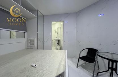 Apartment - Studio - 1 Bathroom for rent in Umm Ghwailina Comm - Umm Ghuwalina - Umm Ghuwailina - Doha