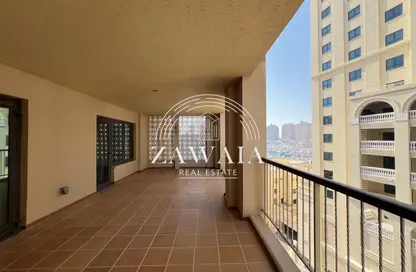Apartment - 1 Bedroom - 2 Bathrooms for rent in East Porto Drive - Porto Arabia - The Pearl Island - Doha