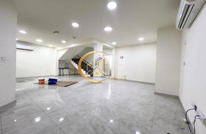 مجمع سكني - 6 غرف نوم - 5 حمامات للايجار في شارع  بو هامو - أبو هامور - الدوحة