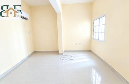 Apartment - 1 - 1 for rent in Umm Ghwailina Comm - Umm Ghuwalina - Umm Ghuwailina - Doha