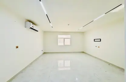Apartment - 2 Bedrooms - 3 Bathrooms for rent in Madinat Khalifa Building 58 - Madinat Khalifa South - Madinat Khalifa - Doha Apartment - 2 Bedrooms - 3 Bathrooms for rent in Madinat Khalifa Building 58 - Madinat Khalifa South - Madinat Khalifa - Doha
