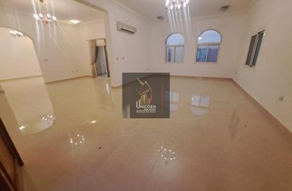Compound - 3 Bedrooms - 4 Bathrooms for rent in Al Waab Street - Al Waab - Doha