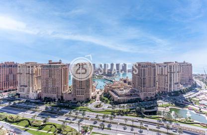 Apartment - 2 Bedrooms - 3 Bathrooms for rent in Abraj Bay - Abraj Quartiers - The Pearl Island - Doha