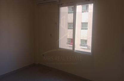 Apartment - 2 Bedrooms - 2 Bathrooms for rent in Salaja Street - Doha Al Jadeed - Doha