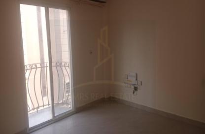 Apartment - 2 Bedrooms - 2 Bathrooms for rent in Salaja Street - Doha Al Jadeed - Doha