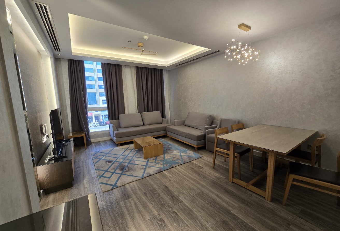 Spacious Fully Furnished 2 BR| Pool & Gym|Muntazah