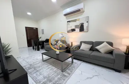 شقة - 3 غرف نوم - 2 حمامات للايجار في شارع النصر - النصر - الدوحة