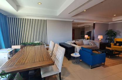 Apartment - 1 - 2 for sale in West Porto Drive - Porto Arabia - The Pearl Island - Doha