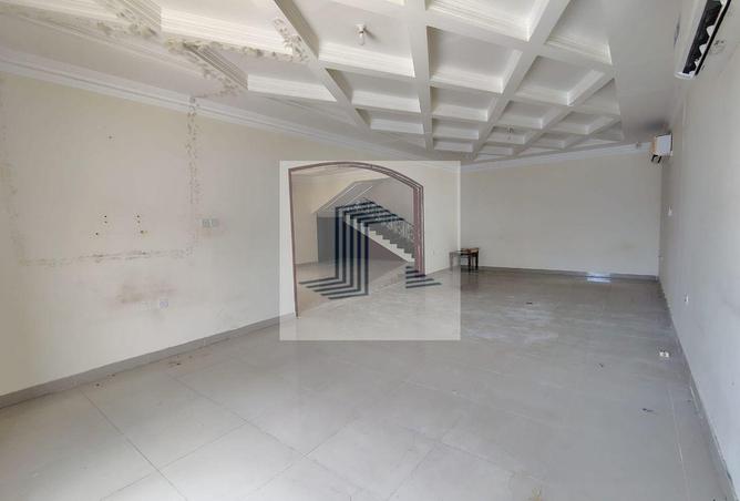 61004463 - Property Image 2