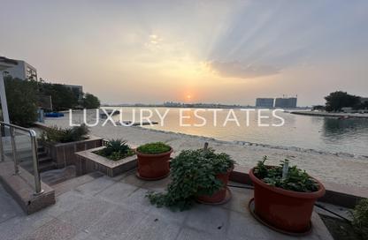 Villa - 5 Bedrooms - 7 Bathrooms for rent in West Porto Drive - Porto Arabia - The Pearl Island - Doha Villa - 5 Bedrooms - 7 Bathrooms for rent in West Porto Drive - Porto Arabia - The Pearl Island - Doha