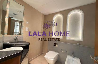 Apartment - 2 Bedrooms - 3 Bathrooms for rent in Bilal Pearl Suites - Viva Bahriyah - The Pearl Island - Doha