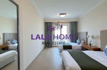 Apartment - 2 Bedrooms - 3 Bathrooms for rent in Bilal Pearl Suites - Viva Bahriyah - The Pearl Island - Doha