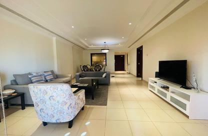 Apartment - 1 Bedroom - 2 Bathrooms for sale in West Porto Drive - Porto Arabia - The Pearl Island - Doha